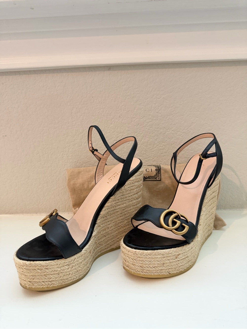 GUCCI Women's GG Marmont Wedge Espadrille Sandals Leather - Picture 4 of 8